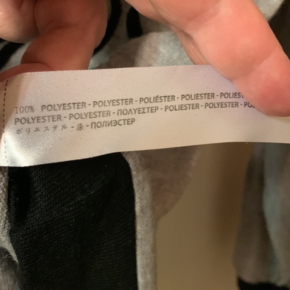 Grey Sweater with Black Flower - Picture 7 of 10